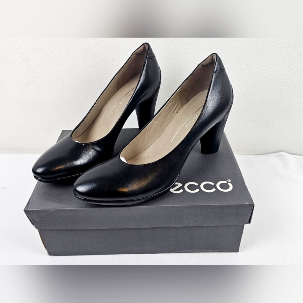 NIB ECCO Sculptured 75 Heel Black Slip-On Leather Almond Toe Pump US 10/10.5